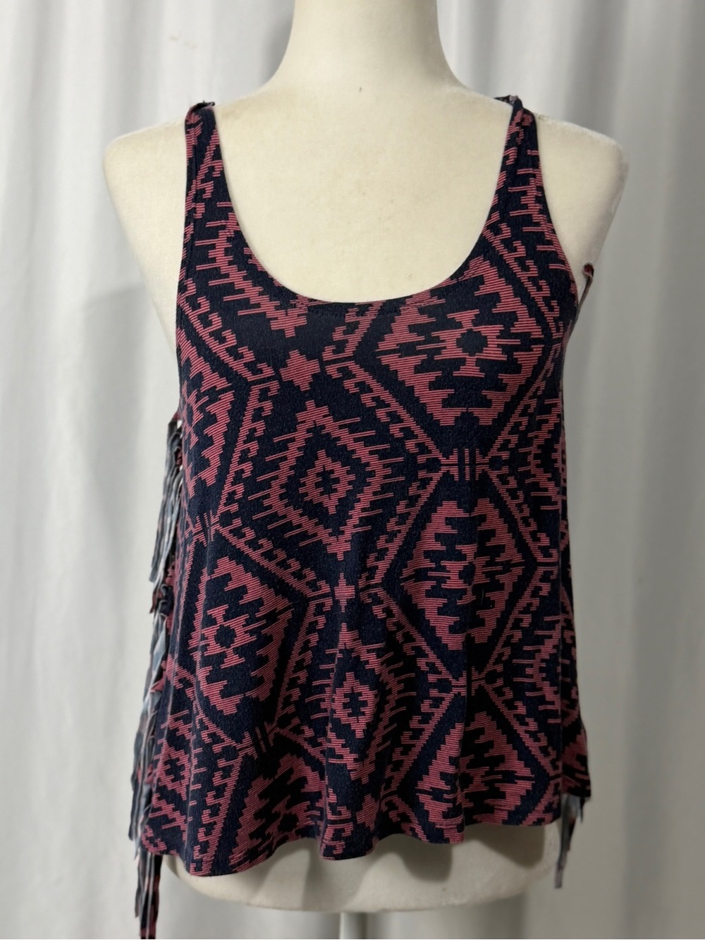Mason & Mackenzie Boho Tribal Geometric Fringe Tank Top Sz M
